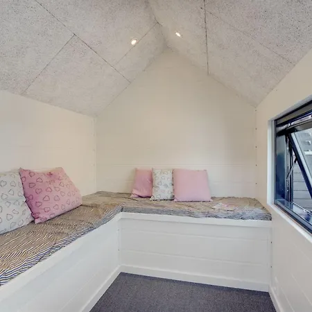 Henrikke - 500m To The Fjord By Interhome 펜션 *