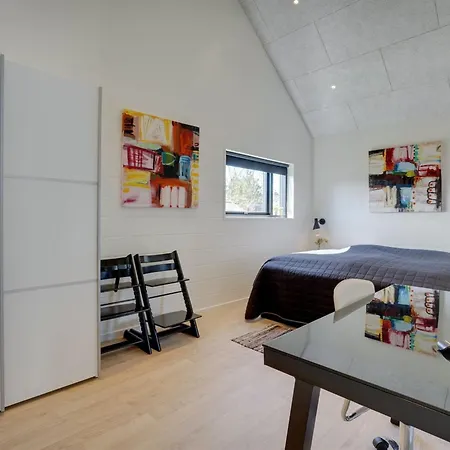 Henrikke - 500m To The Fjord By Interhome